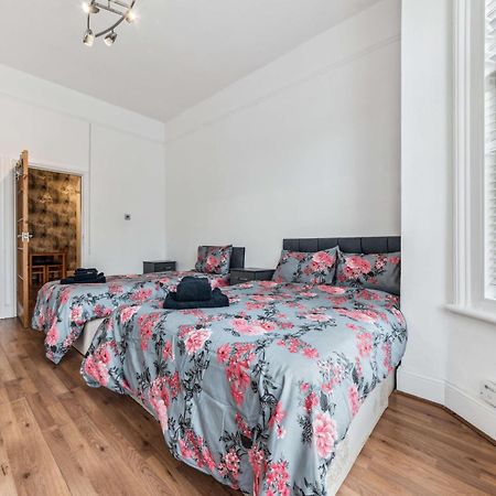 לונדון Cozy Wimbledon Apartment מראה חיצוני תמונה