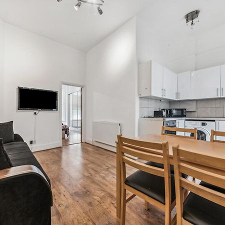 לונדון Cozy Wimbledon Apartment מראה חיצוני תמונה
