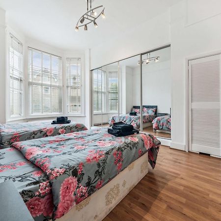 לונדון Cozy Wimbledon Apartment מראה חיצוני תמונה